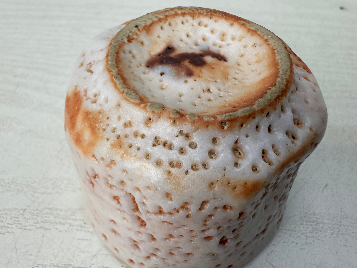 Y10984 CHAWAN Shino-ware Guinomi Sake cup signed box Japan antique tableware
