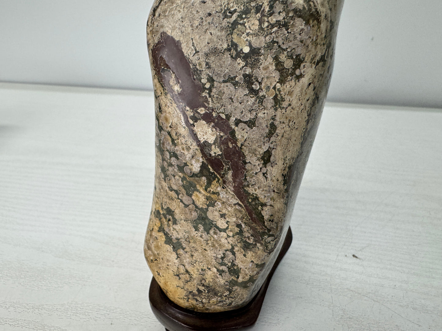 Y10991 OKIMONO Nishiki viewing stone Suiseki wooden stand Japan antique interior