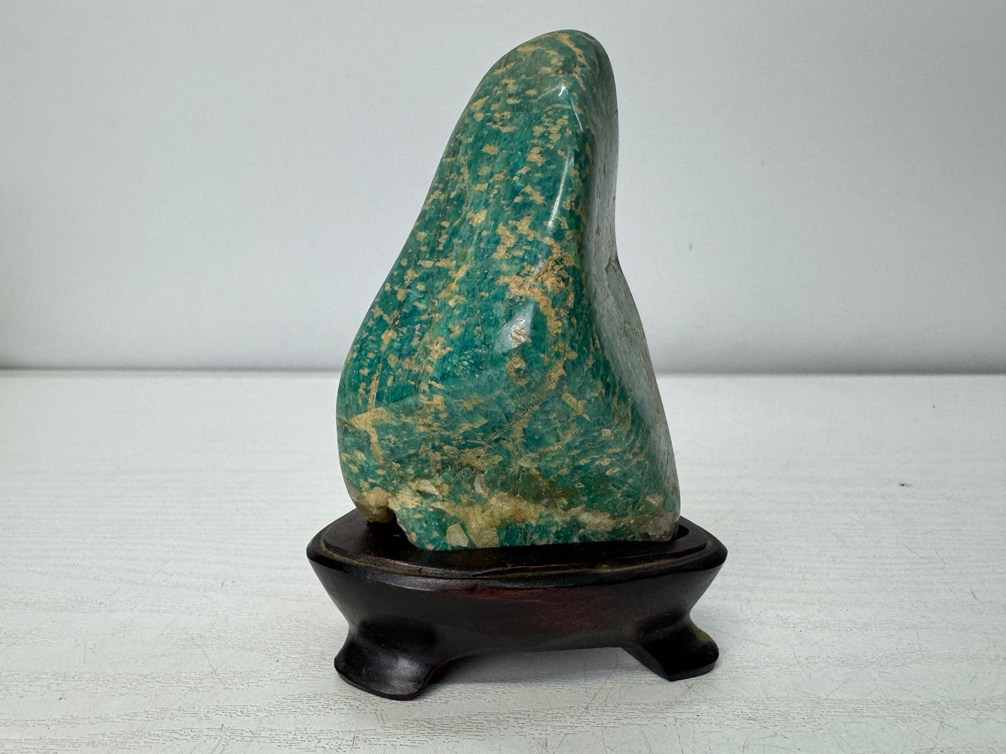 Y10993 OKIMONO Green natural viewing stone wooden stand Japan antique interior