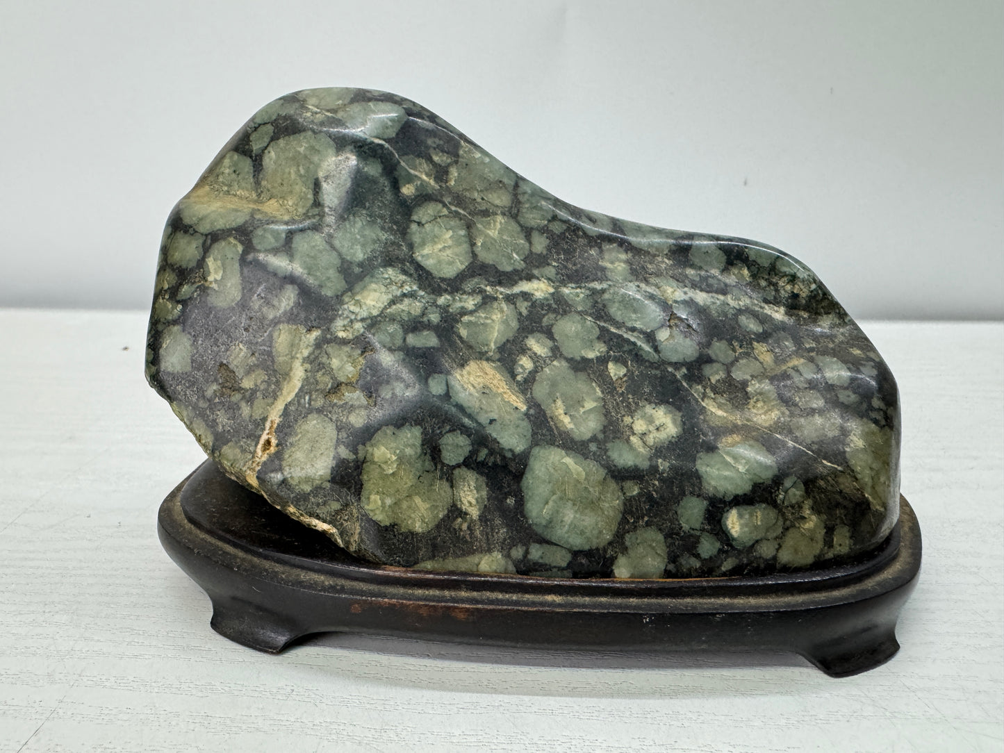 Y10997 OKIMONO Plum blossom raw stone wooden stand Japan antique interior decor