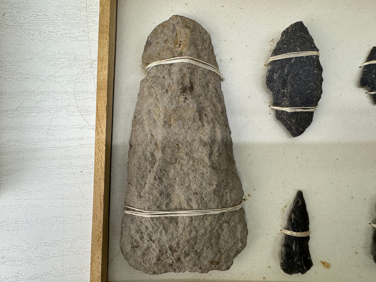 Y11005 YAJIRI Arrowhead 7 pieces Stone axe sword fittings Japan antique tool