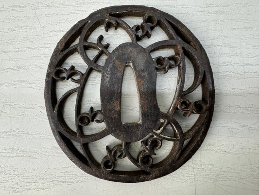 Y11007 TSUBA Iron Wakizashi sword guard Japan antique samurai katana koshirae