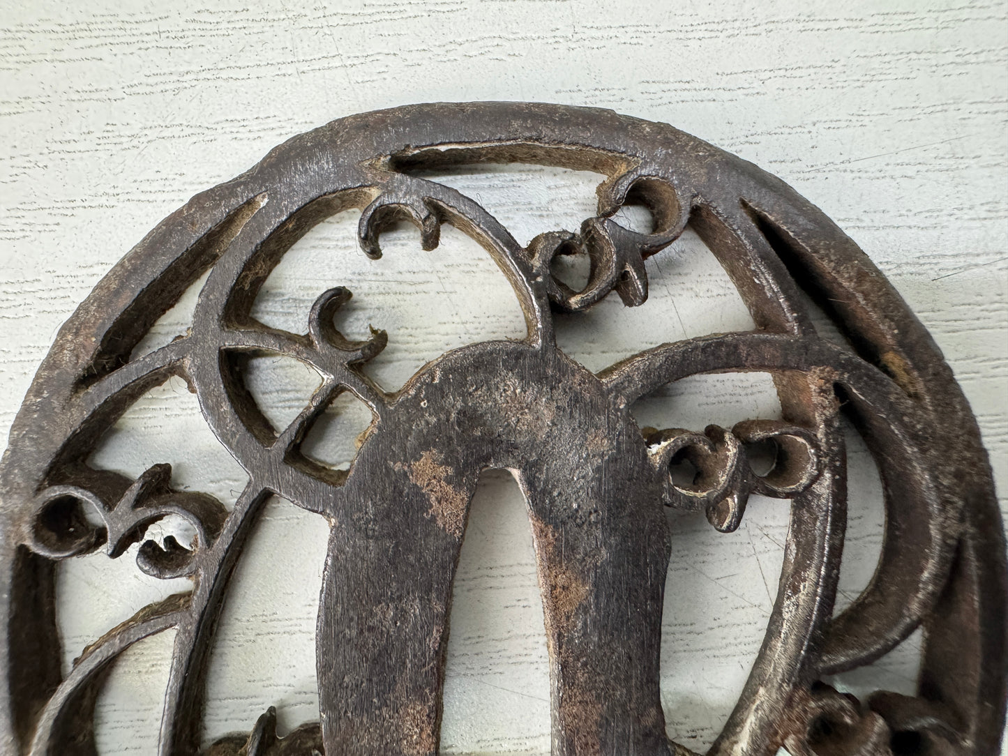 Y11007 TSUBA Iron Wakizashi sword guard Japan antique samurai katana koshirae