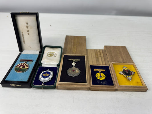 Y11013 Imperial Japan Army Military badges set of 5 box Japanese WW2 vintage