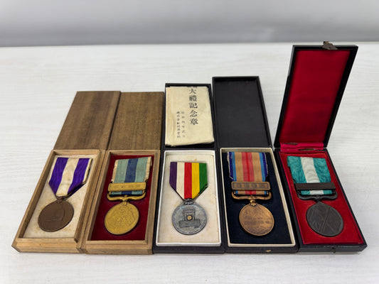 Y11015 KUNSHO set of 5 box Imperial Japan army military medal decoration