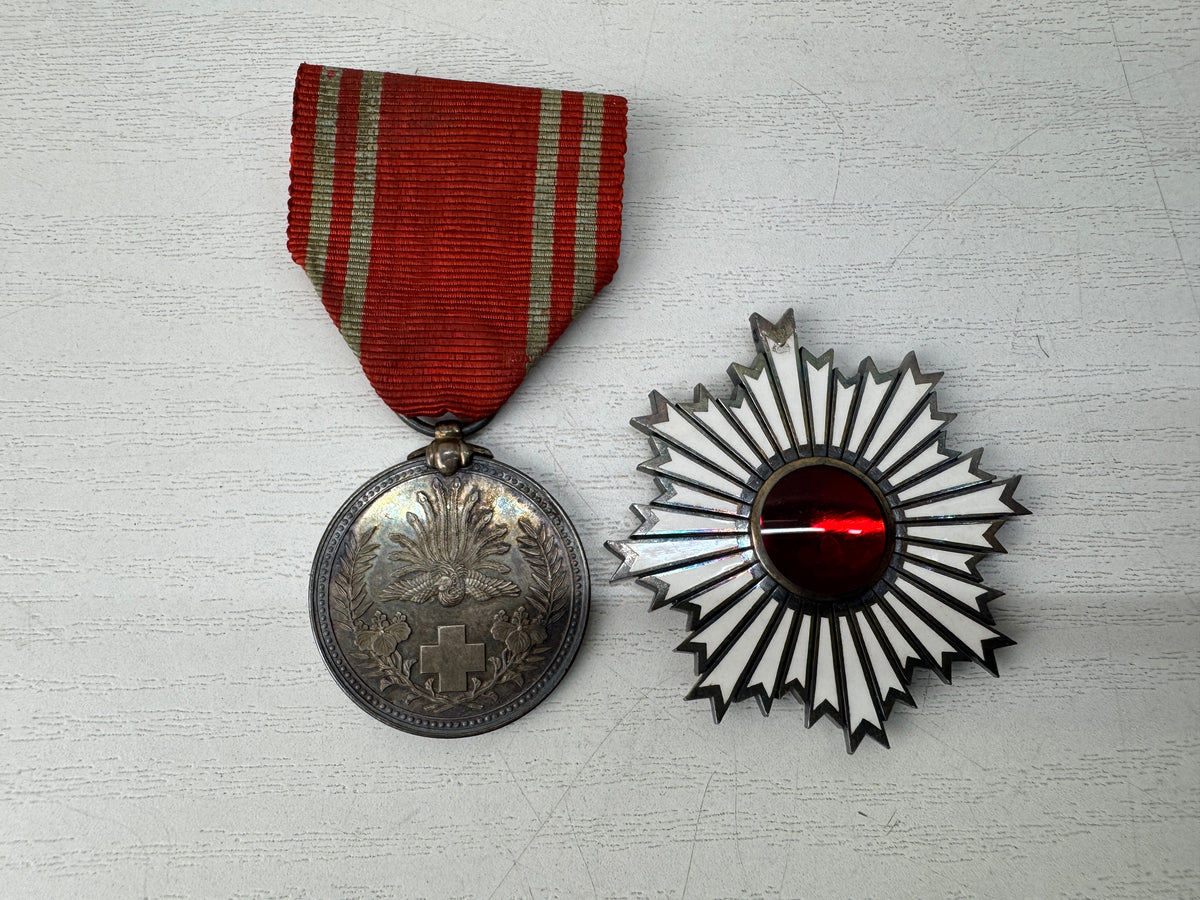 Y11016 KUNSHO Military Decorations Badges set no boxes Imperial Japan army medal