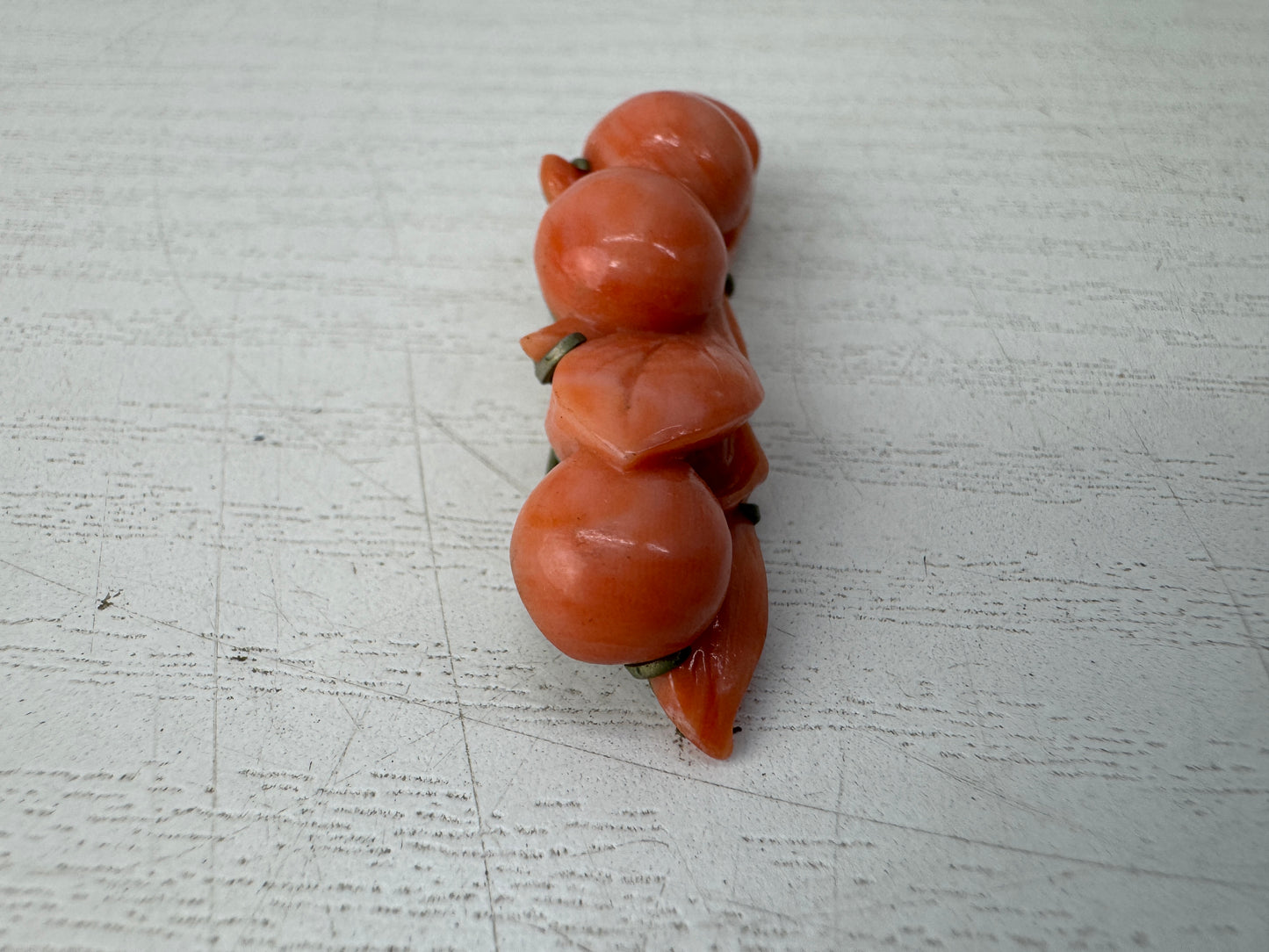 Y11025 BROOCH Genuine coral Tree fruit motif Japan antique accessory fashion