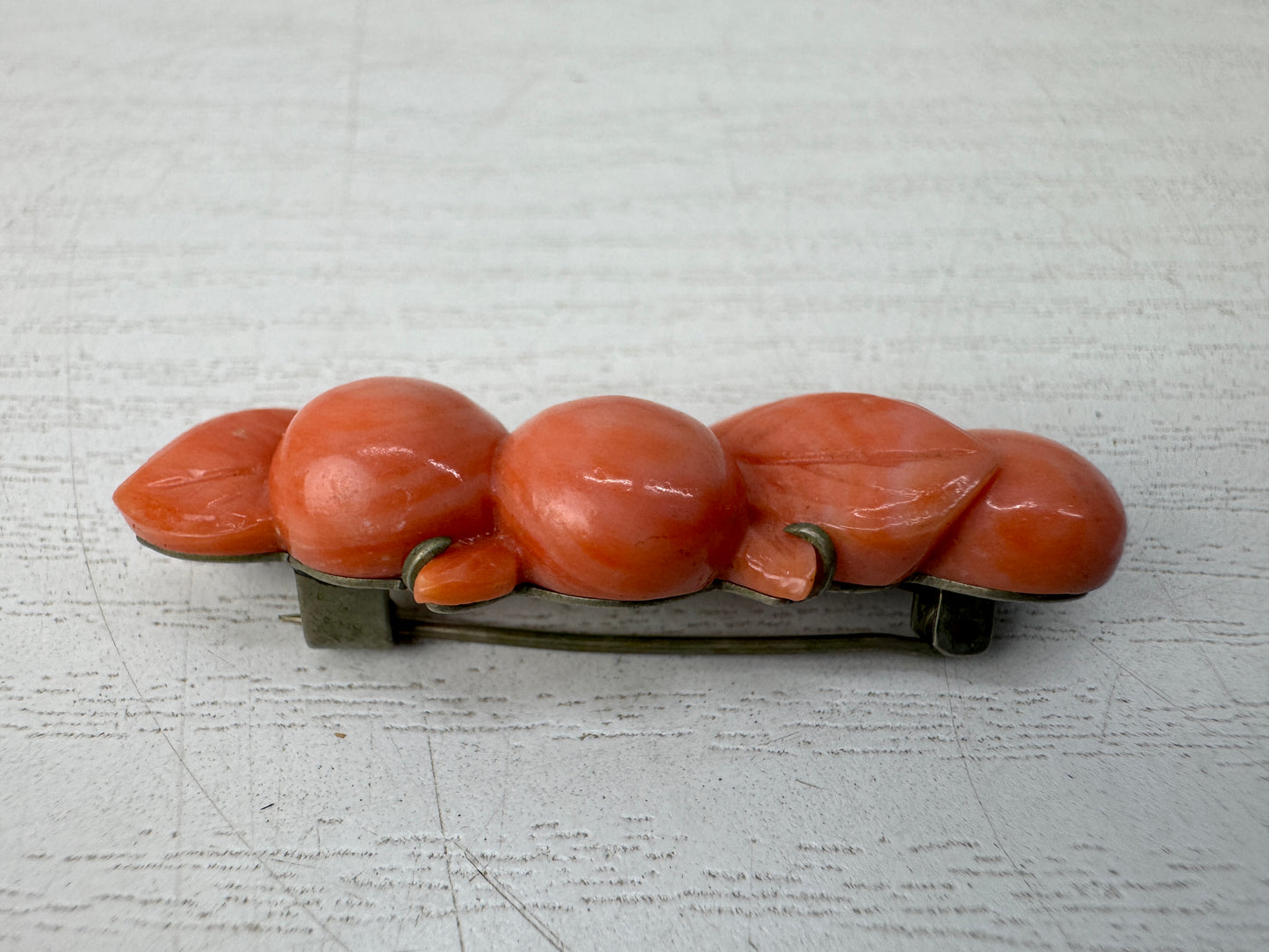 Y11025 BROOCH Genuine coral Tree fruit motif Japan antique accessory fashion