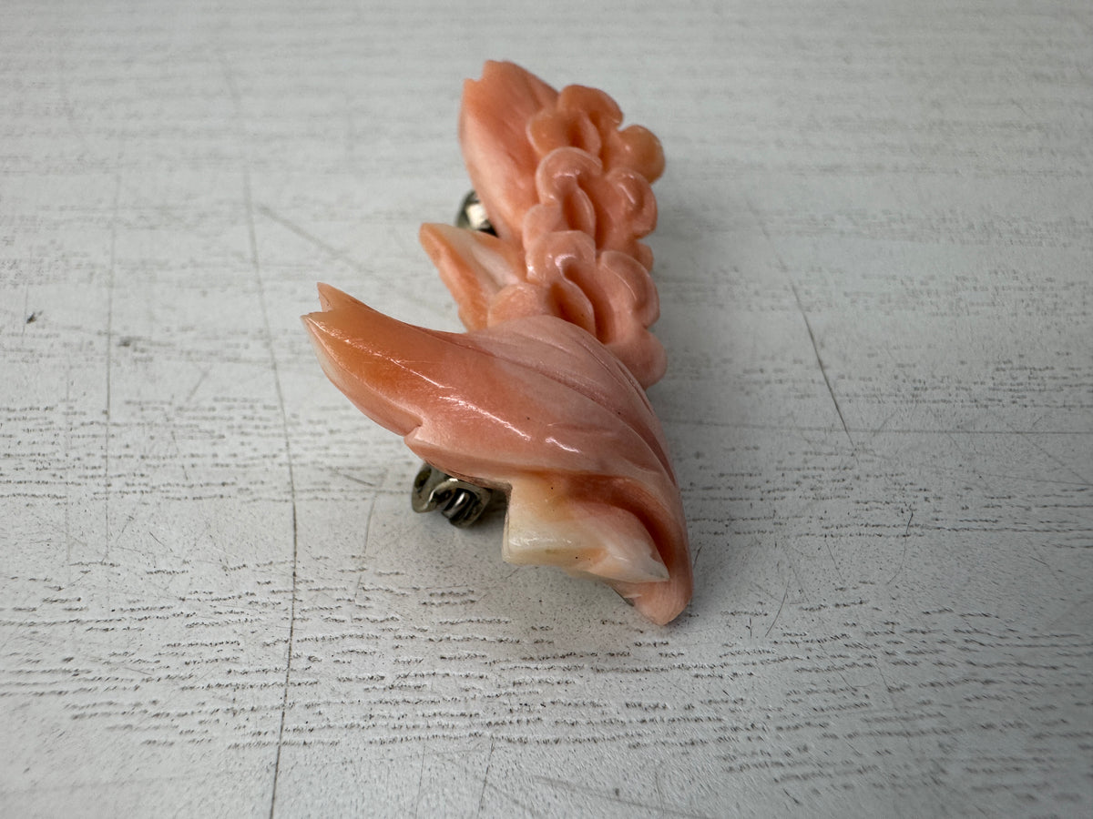 Y11027 BROOCH Genuine Coral Floral sculpture Japan antique accessory fashion