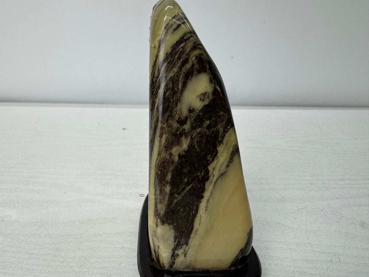 Y11059 OKIMONO Striped Agate viewing stone wooden stand Japan antique interior