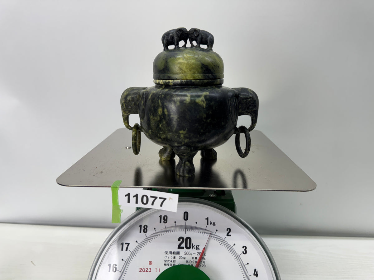 Y11077 KOURO green stone Elephant handle knob China antique Incense Burner aroma