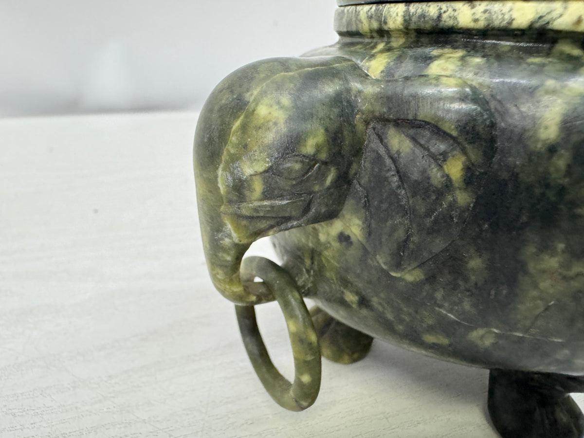 Y11077 KOURO green stone Elephant handle knob China antique Incense Burner aroma