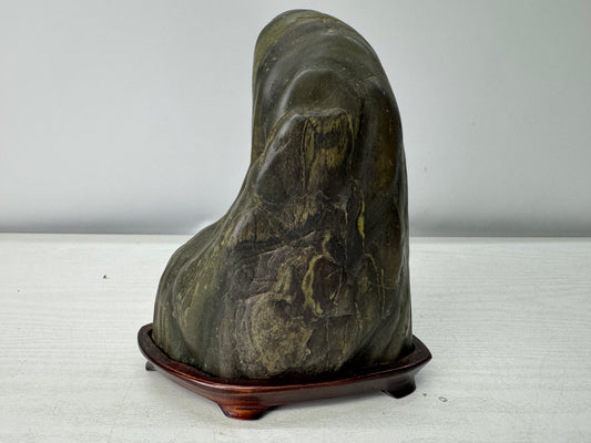 Y11095 OKIMONO Green viewing stone Suiseki wooden stand Japan antique interior