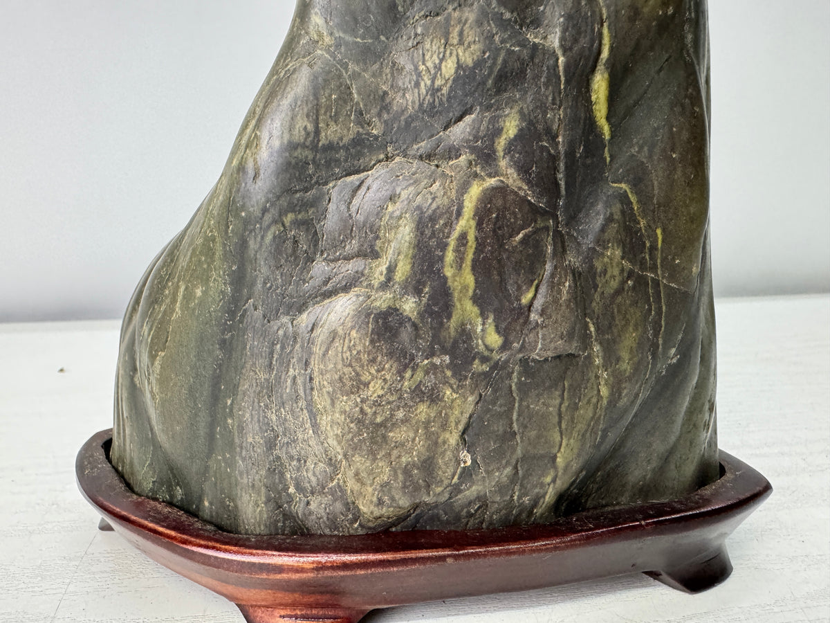 Y11095 OKIMONO Green viewing stone Suiseki wooden stand Japan antique interior