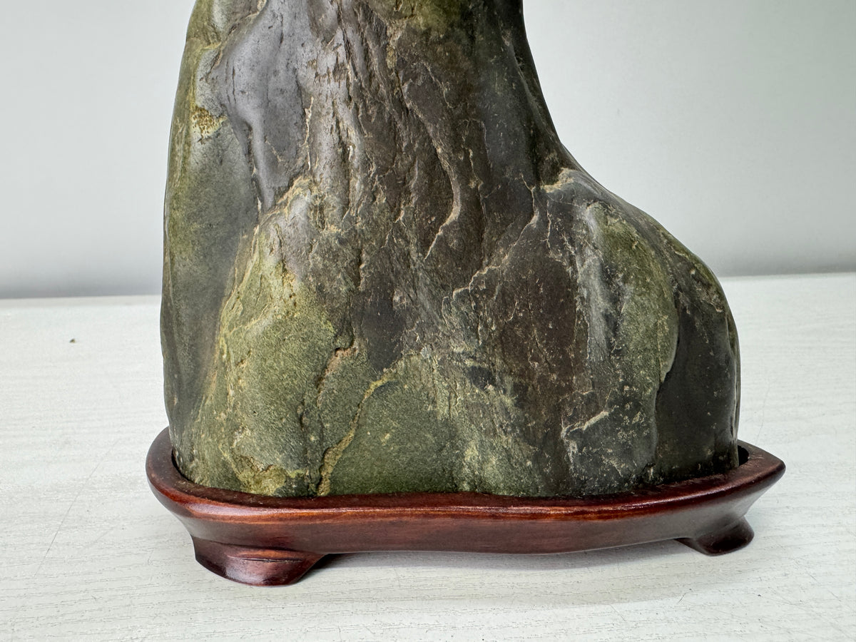 Y11095 OKIMONO Green viewing stone Suiseki wooden stand Japan antique interior