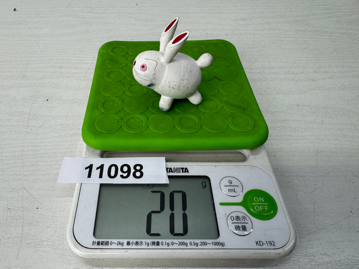 Y11098 OKIMONO small cute Rabbit figurine Japan antique figure interior ornament
