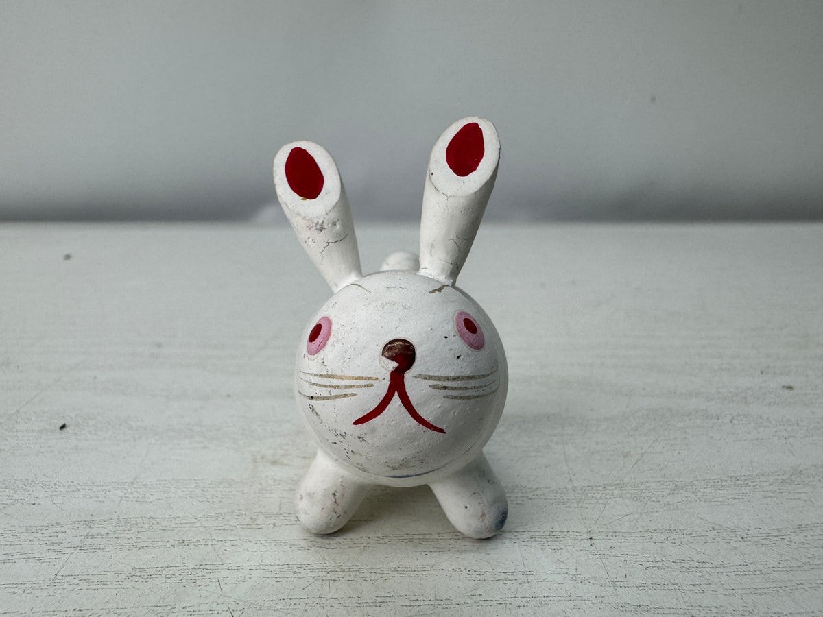 Y11098 OKIMONO small cute Rabbit figurine Japan antique figure interior ornament