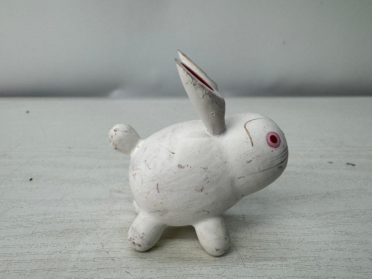 Y11098 OKIMONO small cute Rabbit figurine Japan antique figure interior ornament