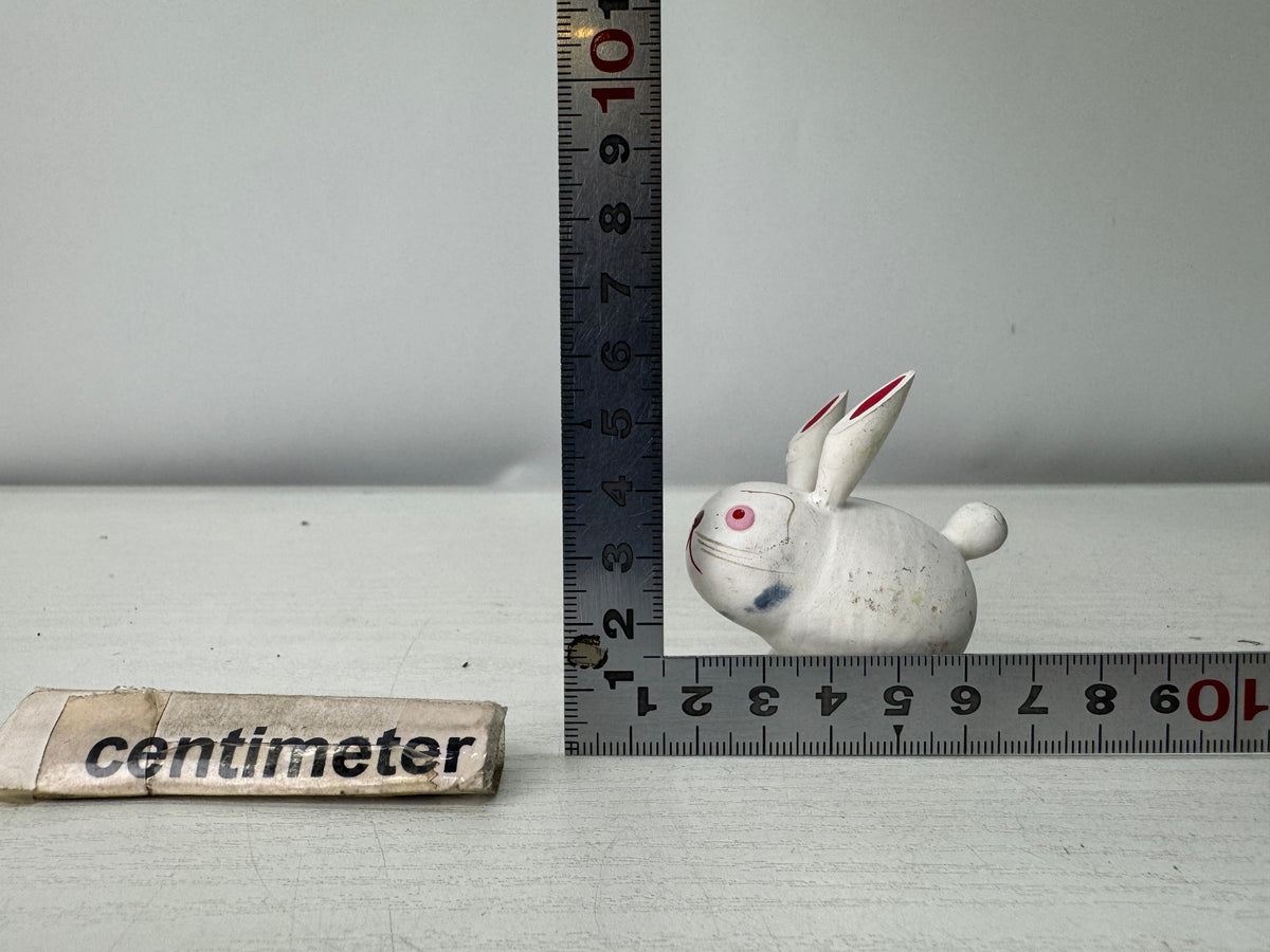 Y11098 OKIMONO small cute Rabbit figurine Japan antique figure interior ornament