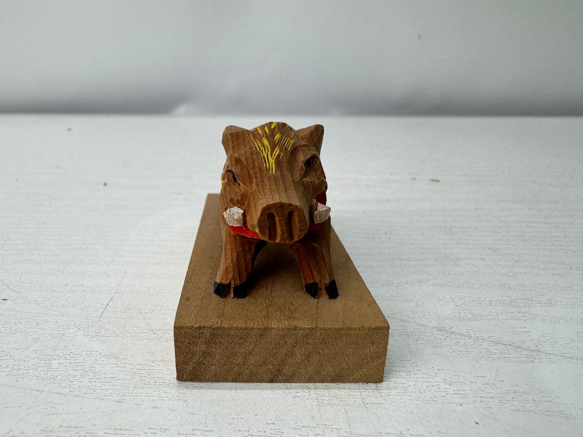 Y11099 OKIMONO small wood caving Boar figurine Japan antique interior ornament