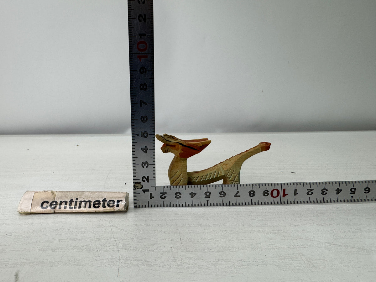 Y11100 OKIMONO small wood caving Dragon figurine Japan antique interior ornament