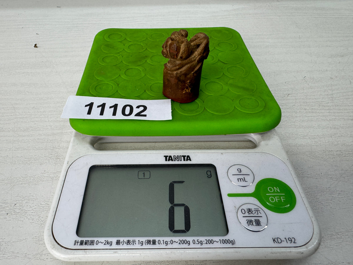 Y11102 STAMP MATERIAL small Bamboo root signed Japan antique hanko inkan seal