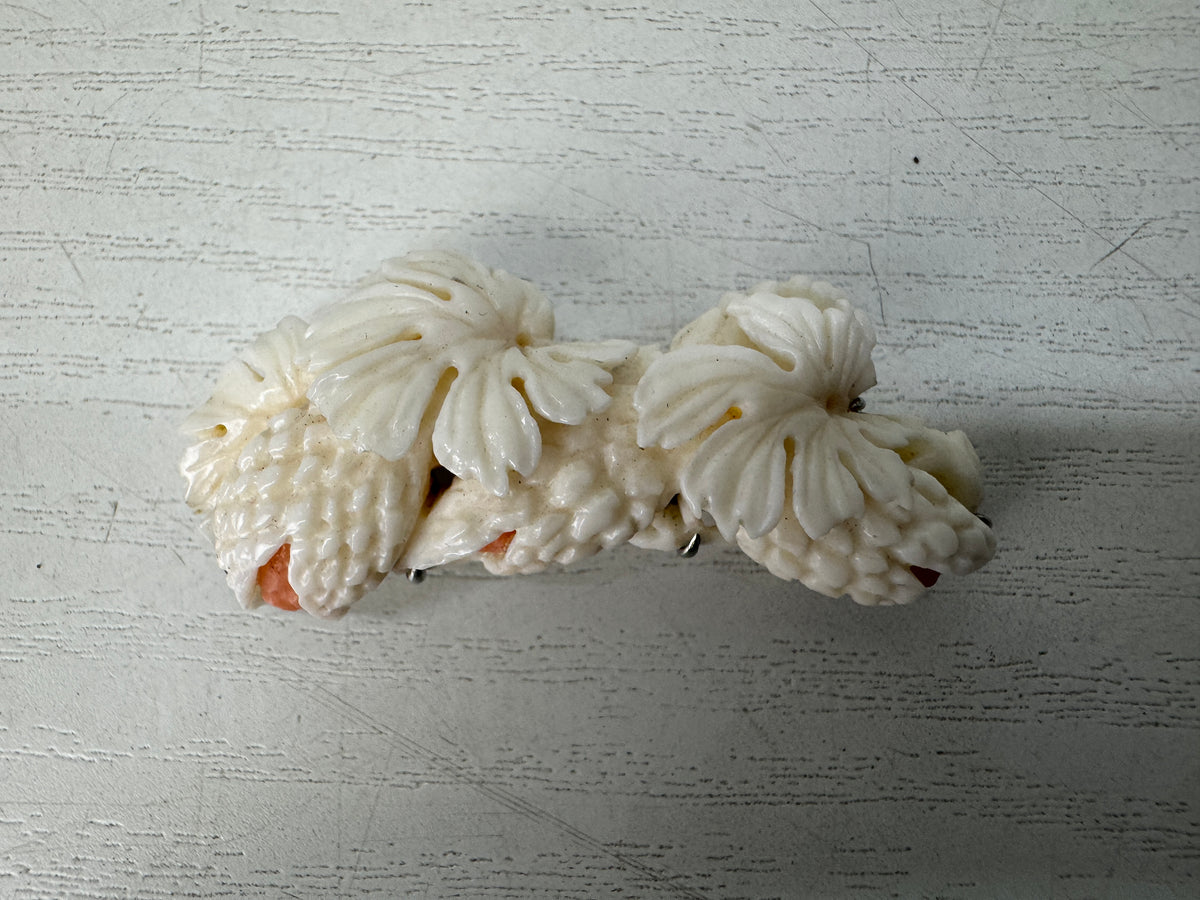 Y11128 OBIDOME Genuine Coral Sash clip brooch Japan antique kimono accessory