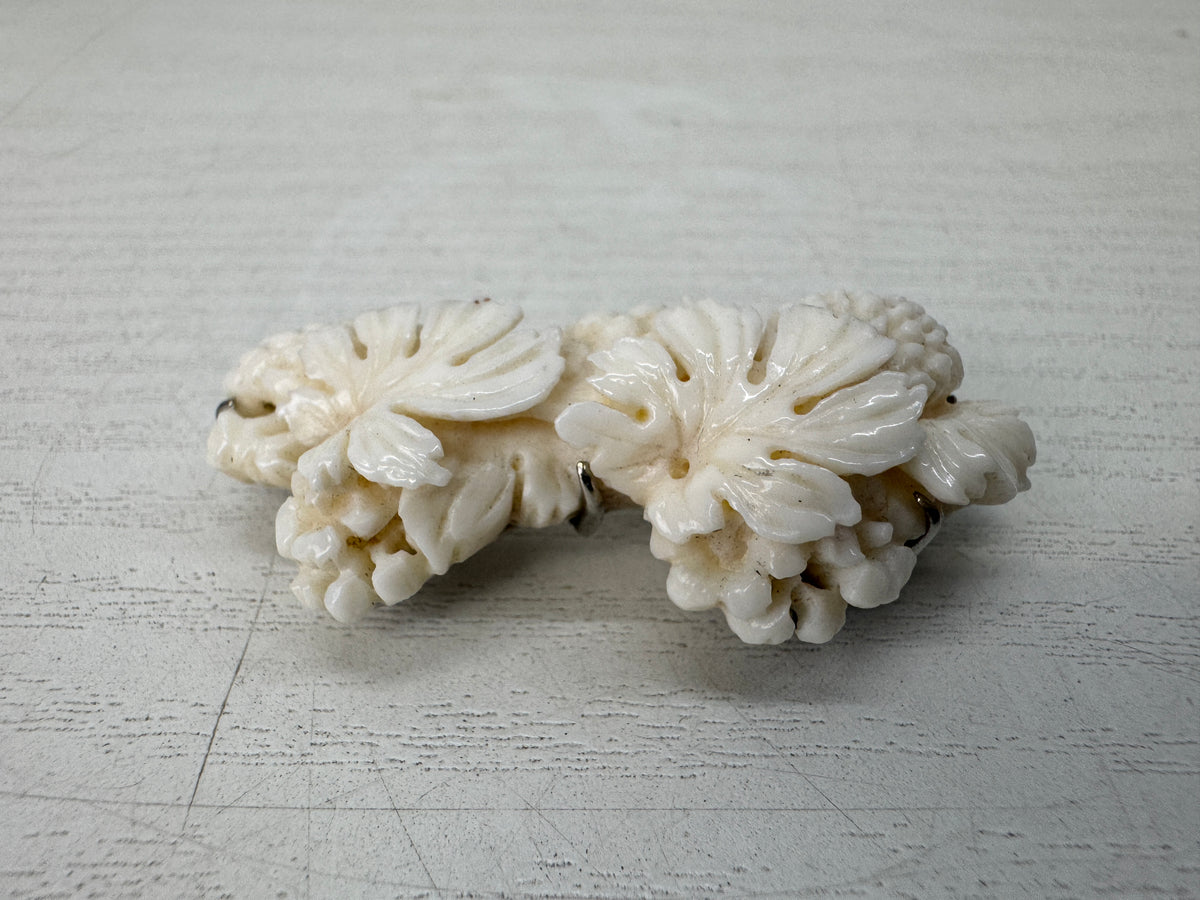Y11128 OBIDOME Genuine Coral Sash clip brooch Japan antique kimono accessory