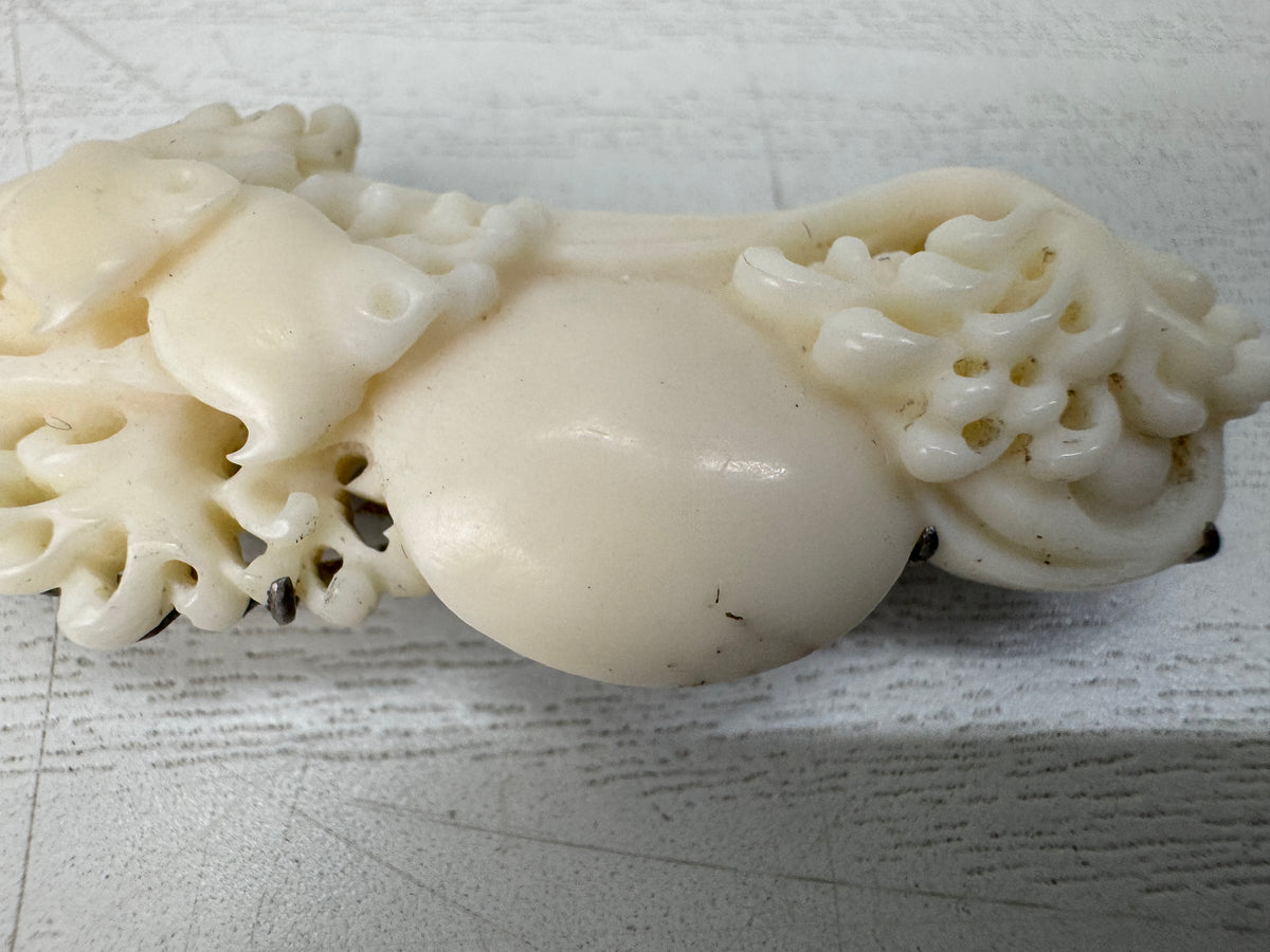 Y11129 OBIDOME Genuine Coral Sash clip brooch Japan antique kimono accessory