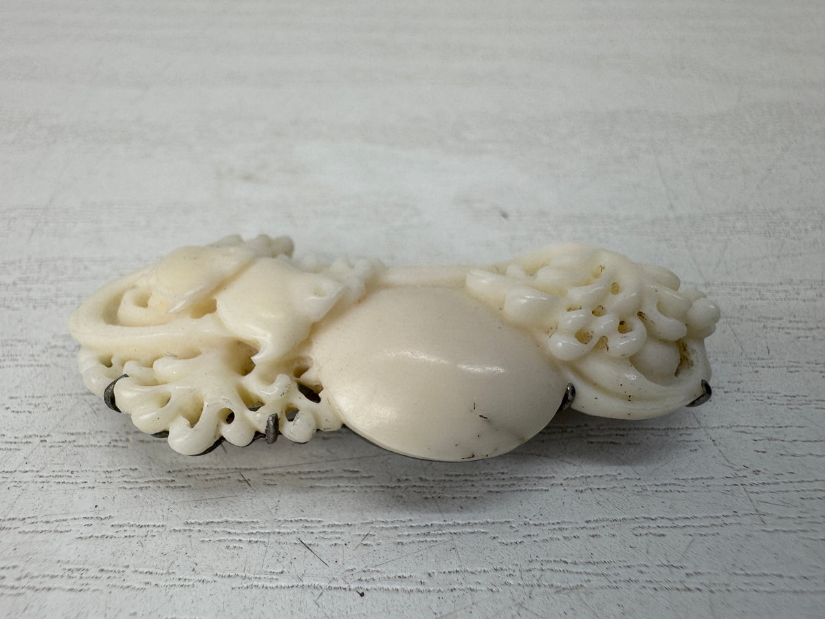 Y11129 OBIDOME Genuine Coral Sash clip brooch Japan antique kimono accessory