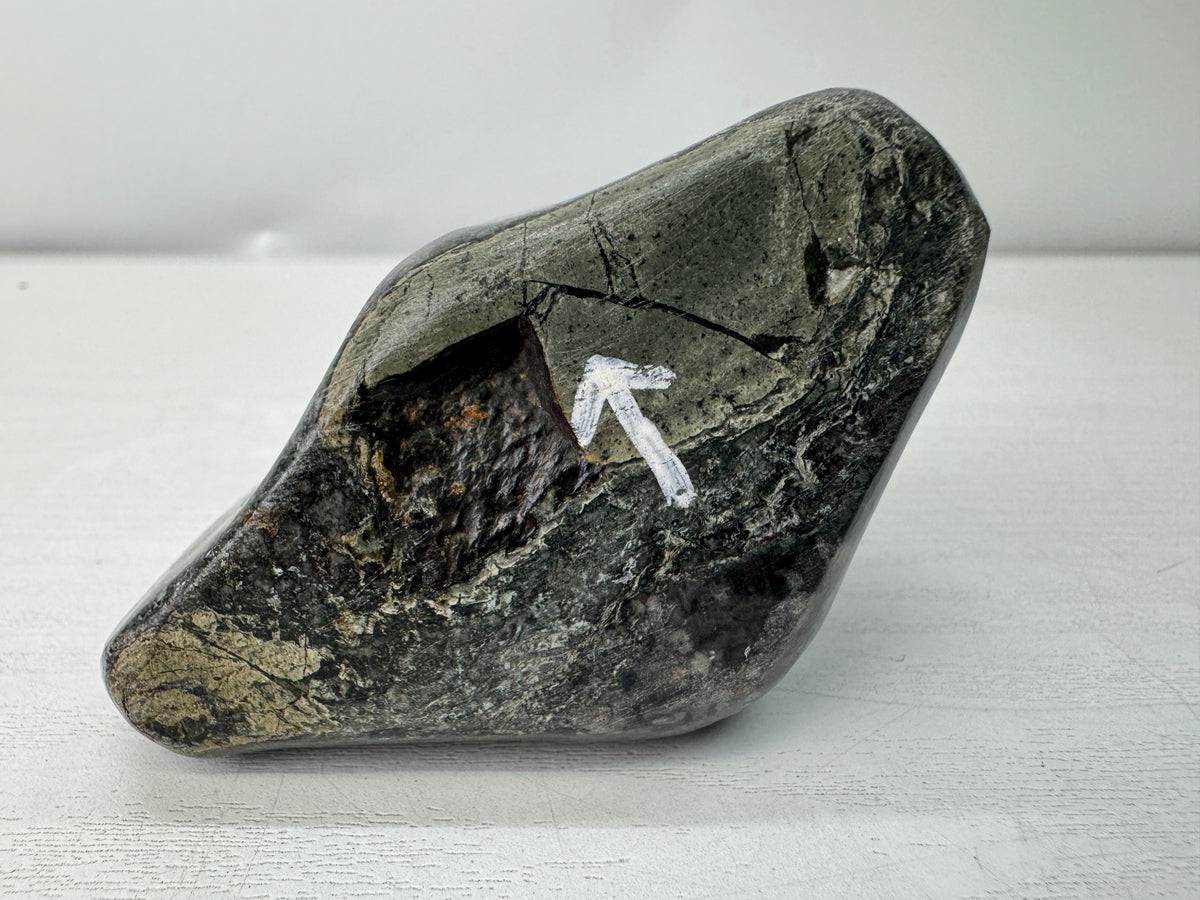Y11131 OKIMONO Plum Blossom Raw Viewing stone wooden stand Japan antique decor