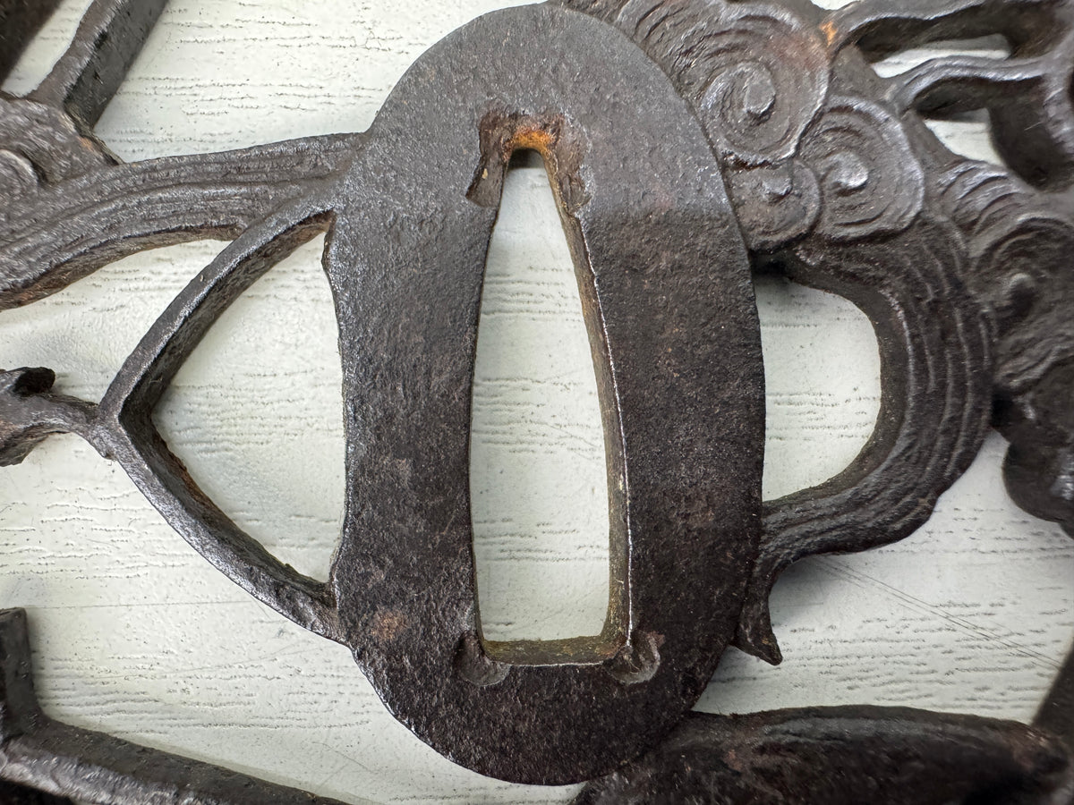 Y11141 TSUBA Iron Sword guard Openwork wave umbrella Samurai Japan antique bushi