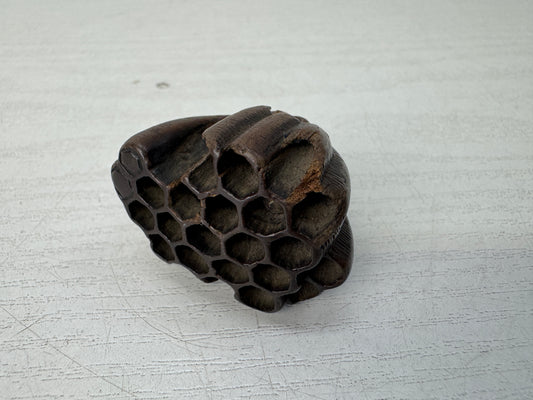 Y11147 NETSUKE wood carving Beehive Japan antique kimono accessory fashion