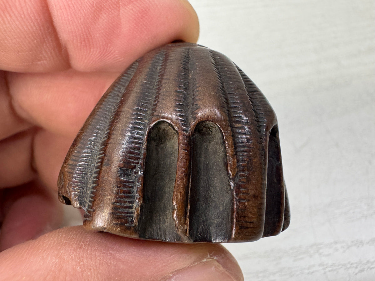 Y11147 NETSUKE wood carving Beehive Japan antique kimono accessory fashion