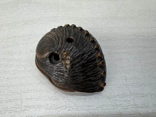 Y11149 NETSUKE wood carving Abalone Japan antique kimono accessory fashion