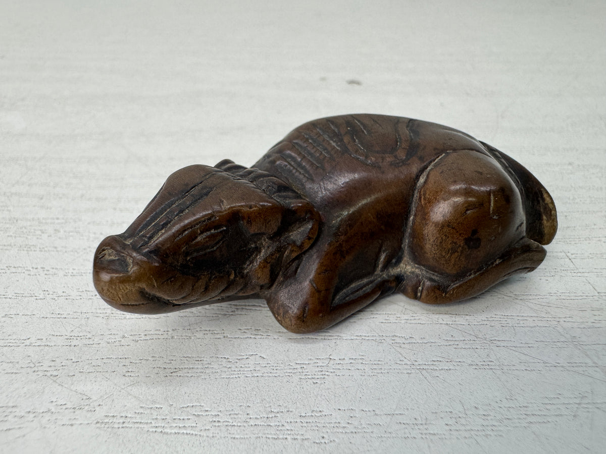 Y11150 NETSUKE wood carving Cow Japan antique kimono accessory fashion trinket