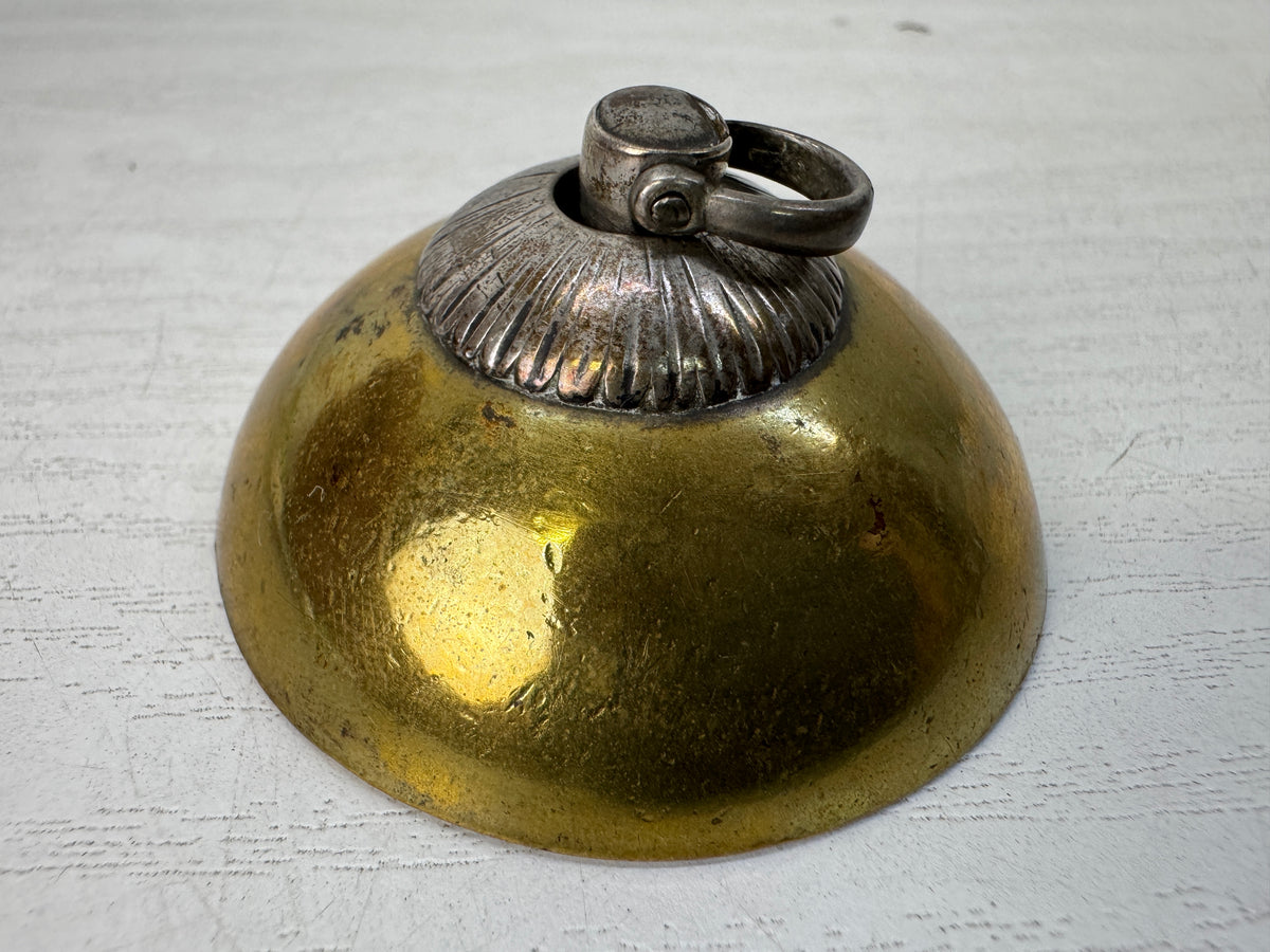 Y11154 NETSUKE Manju-style metal Sagemono Japan antique kimono accessory fashion