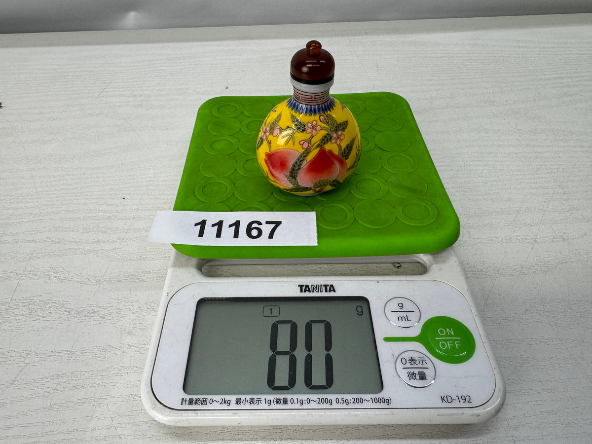 Y11167 VASE Snuff bottle Peach color picture  signed China antique tobacco case