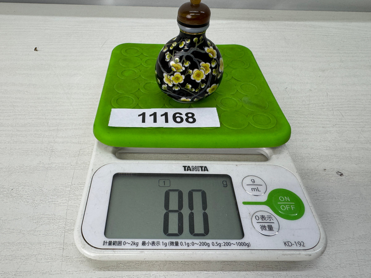 Y11168 VASE Snuff bottle Plum blossoms signed China antique tobacco container