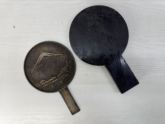 Y11169 KAGAMI Old bronze mirror signed case Japan antique grooming appearance