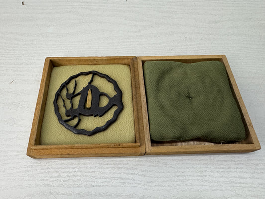 Y11201 TSUBA Iron Sword guard openwork box Japan antique bushi samurai katana