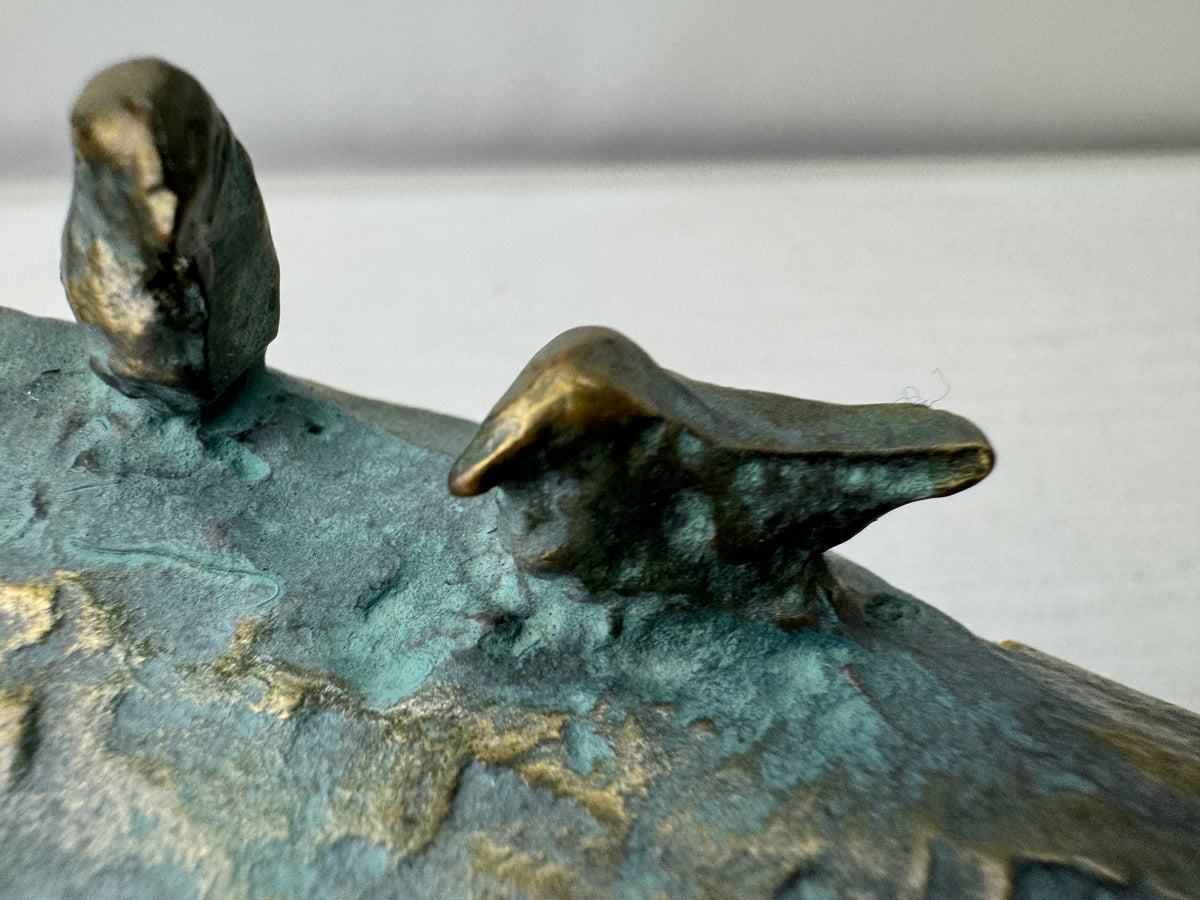 Y11208 OKIMONO Bronze Cow Bird figurine signed box Japan antique interior decor