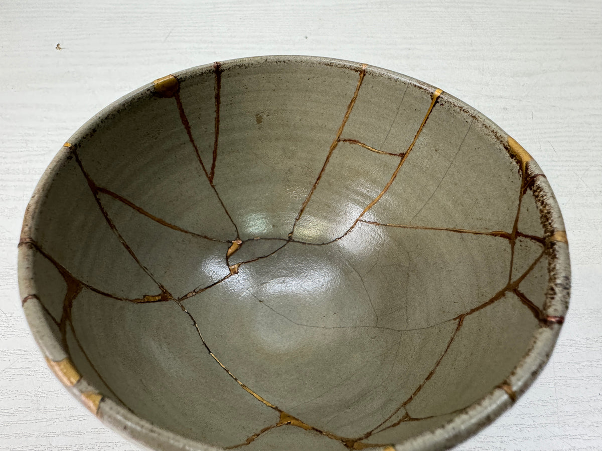 Y11220 CHAWAN Asahi-ware kintsugi bowl signed Japan antique tea ceremony pottery