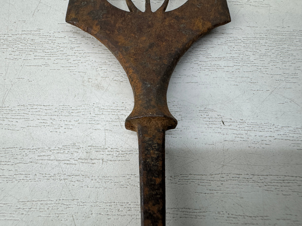 Y11226 YAJIRI Iron Arrowhead Mitsuba-aoi openwork Japan antique weapon bow arrow