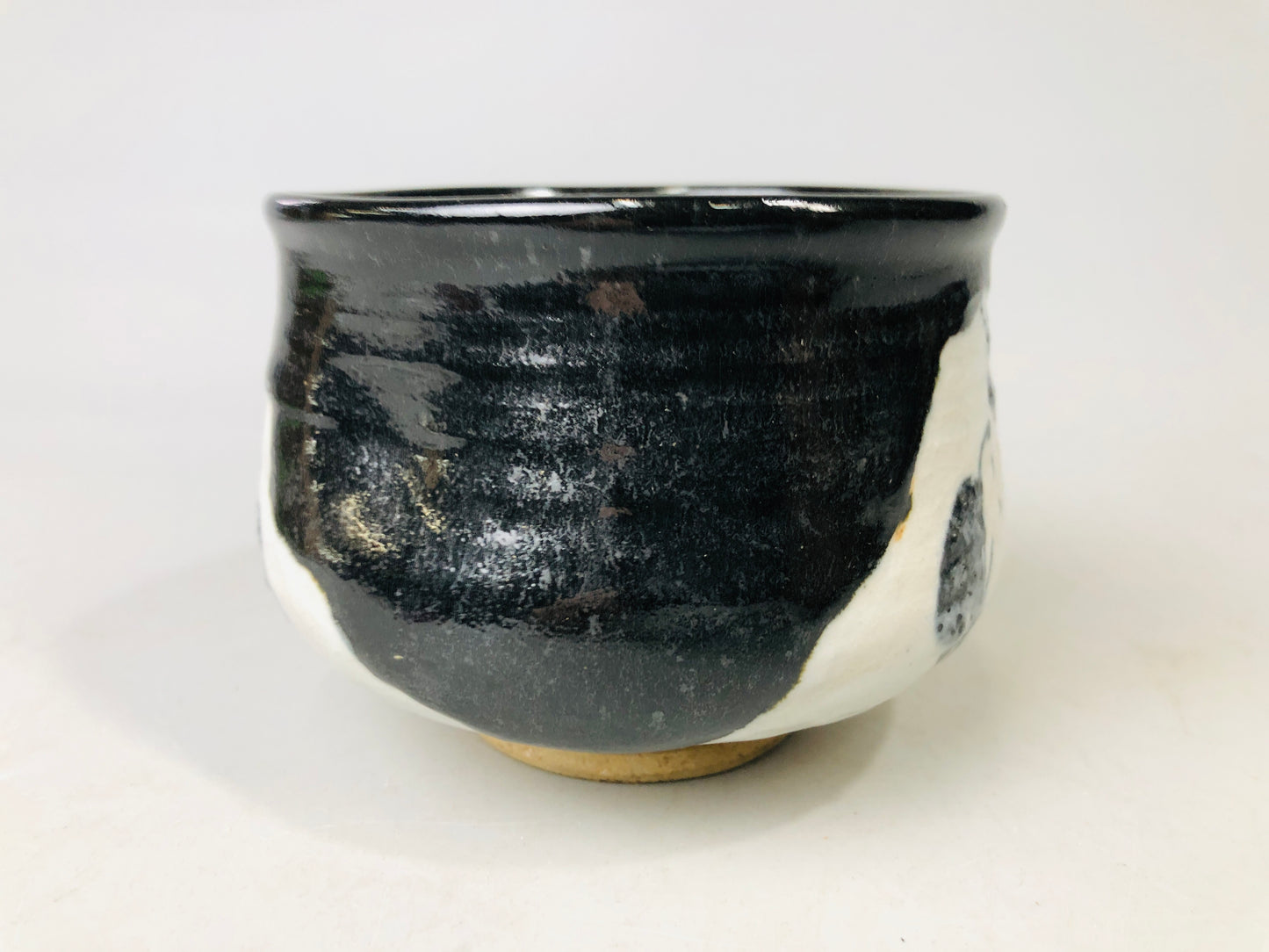 Y7159 CHAWAN Oribe-ware black bowl signed box crane Japan antique tea ceremony