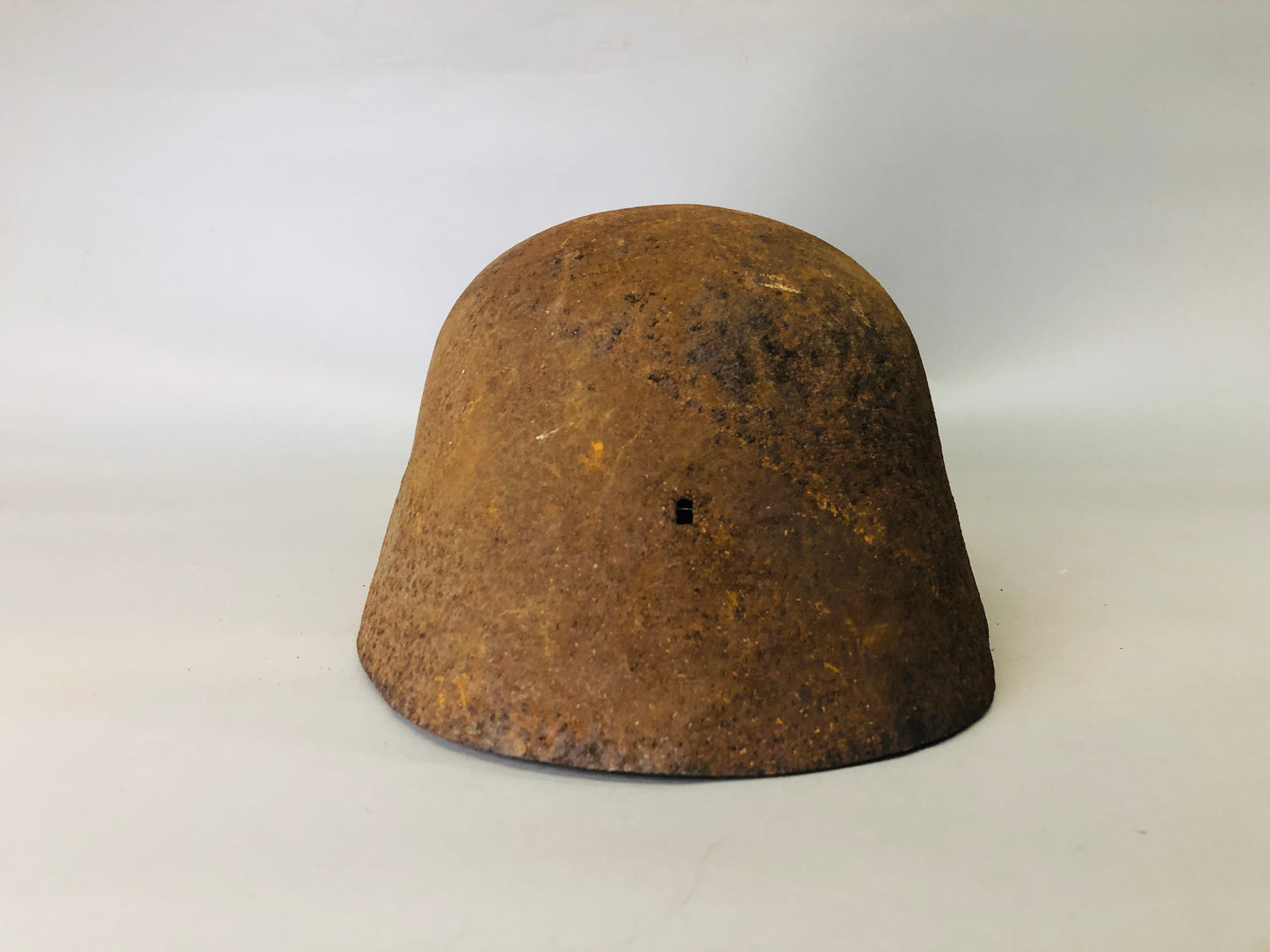 Y7319 Imperial Japan Army Iron Helmet armor military gear Japan WW2 vintage