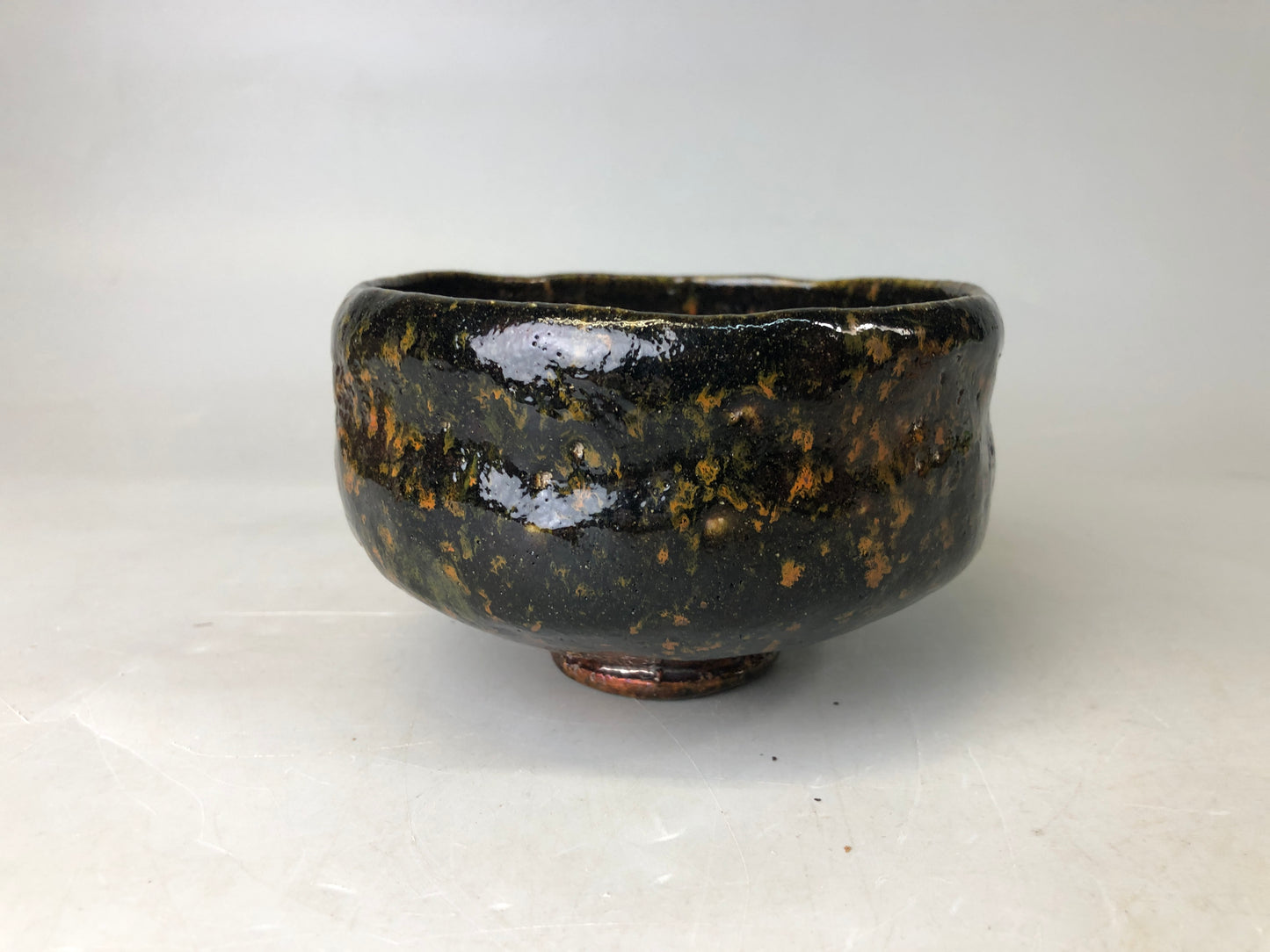 Y7485 CHAWAN Raku-ware bowl signed Japan antique tea ceremony pottery teacup