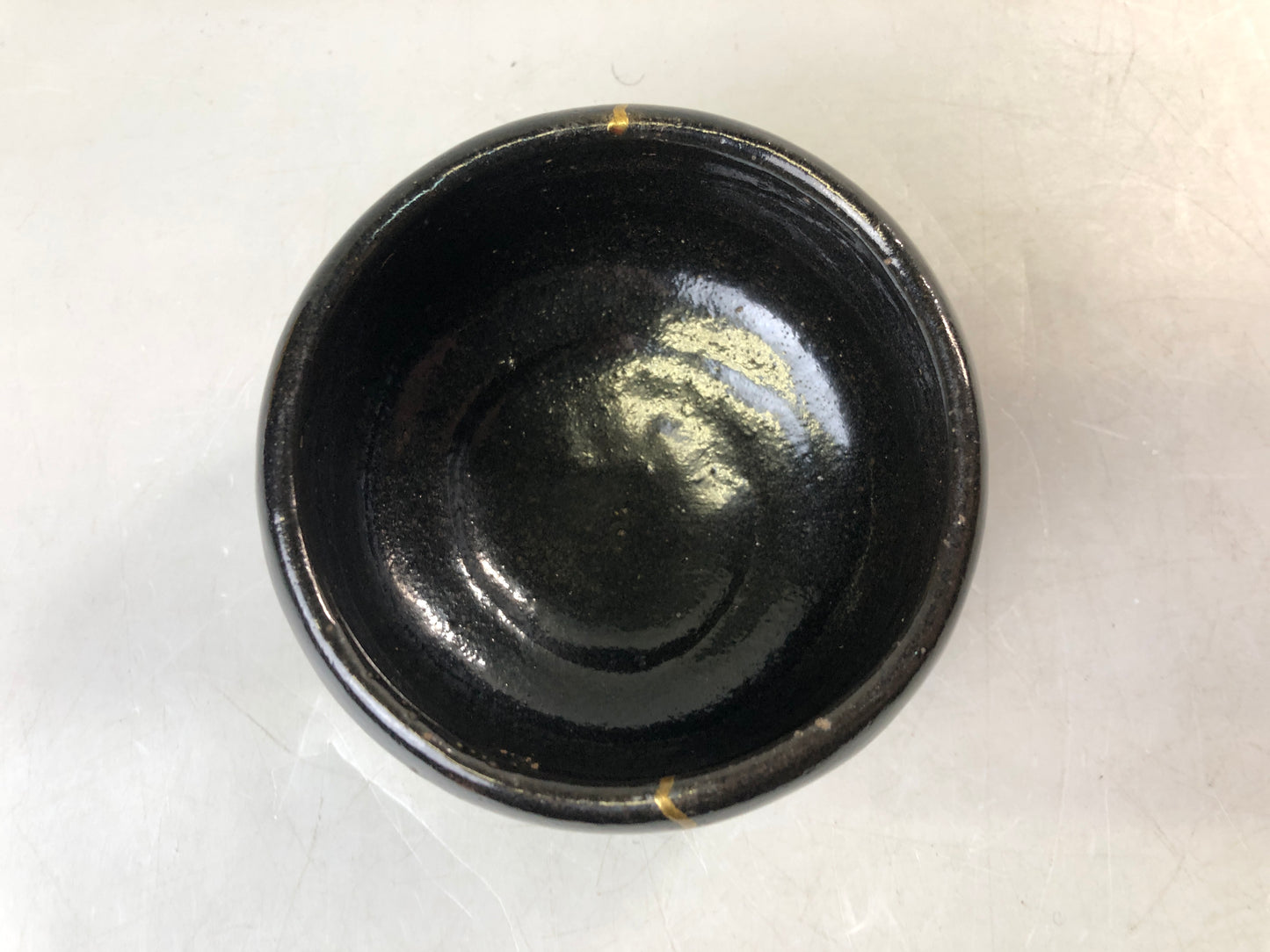 Y7588 CHAWAN Raku-ware black bowl kintsugi signed Japan antique tea ceremony cup