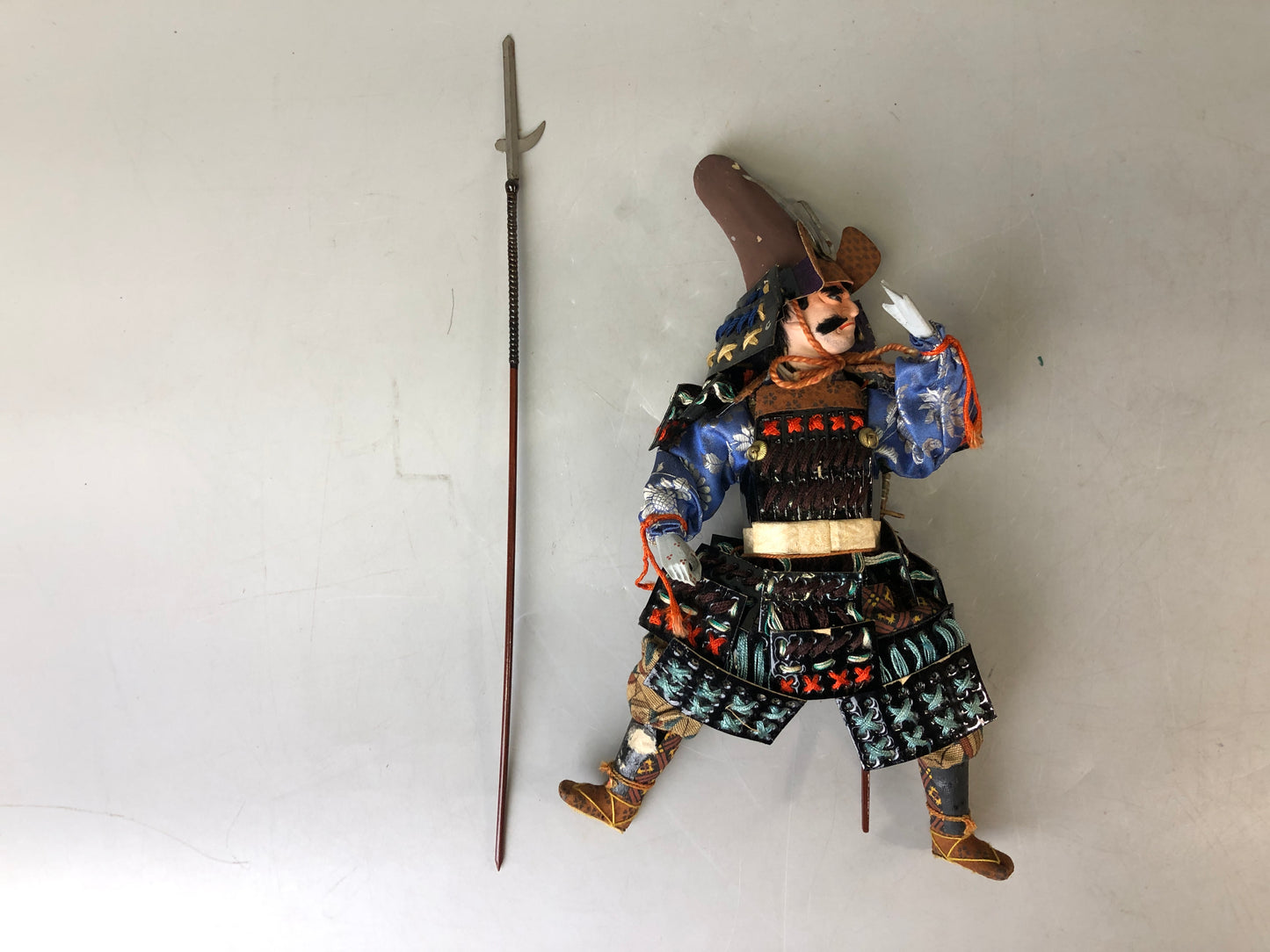 Y7591 NINGYO Japanese warrior doll Tiger Samurai Japan antique figure interior