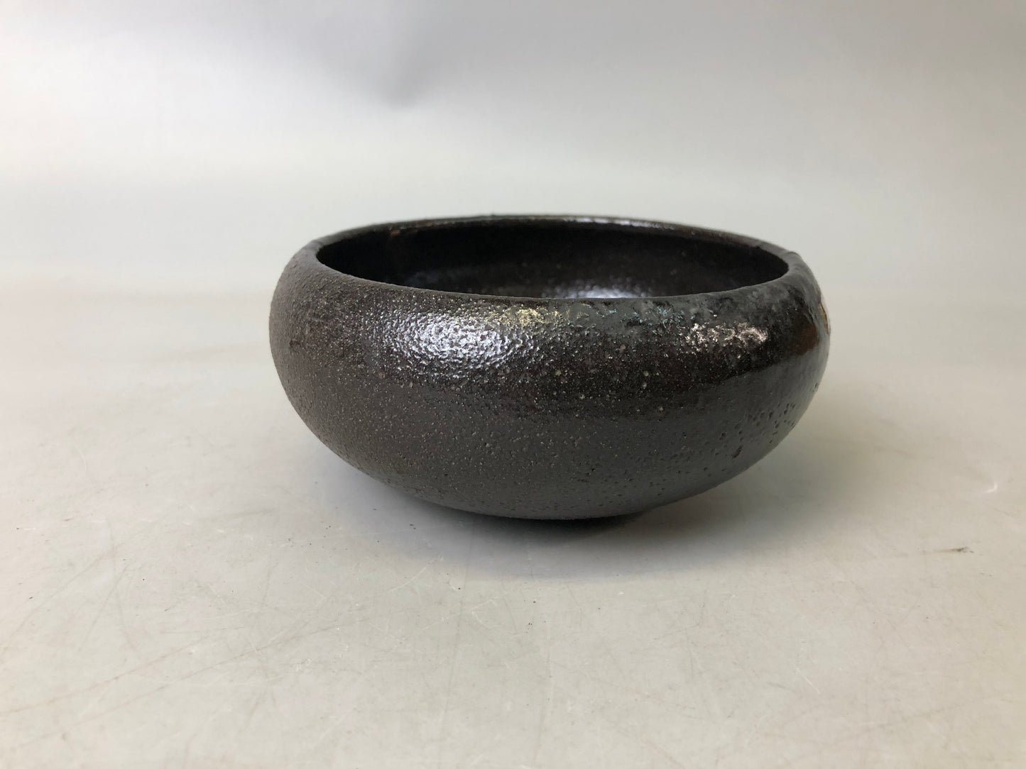 Y7620 CHAWAN Raku-ware deformed bowl box Japan antique tea ceremony pottery